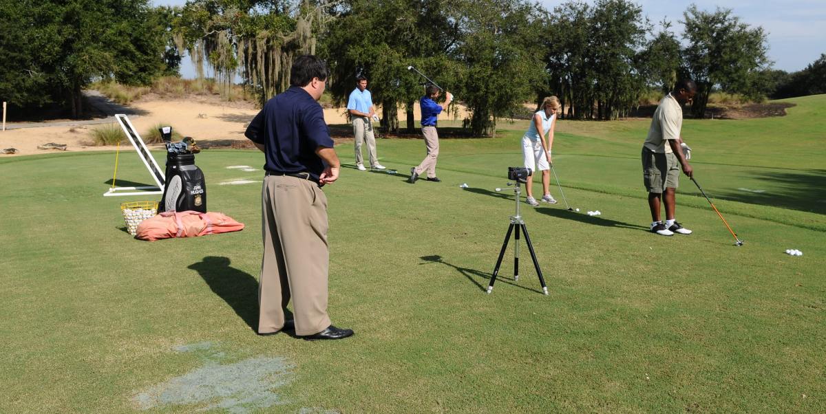 Golf lesson at the Illawarra Golf Complex