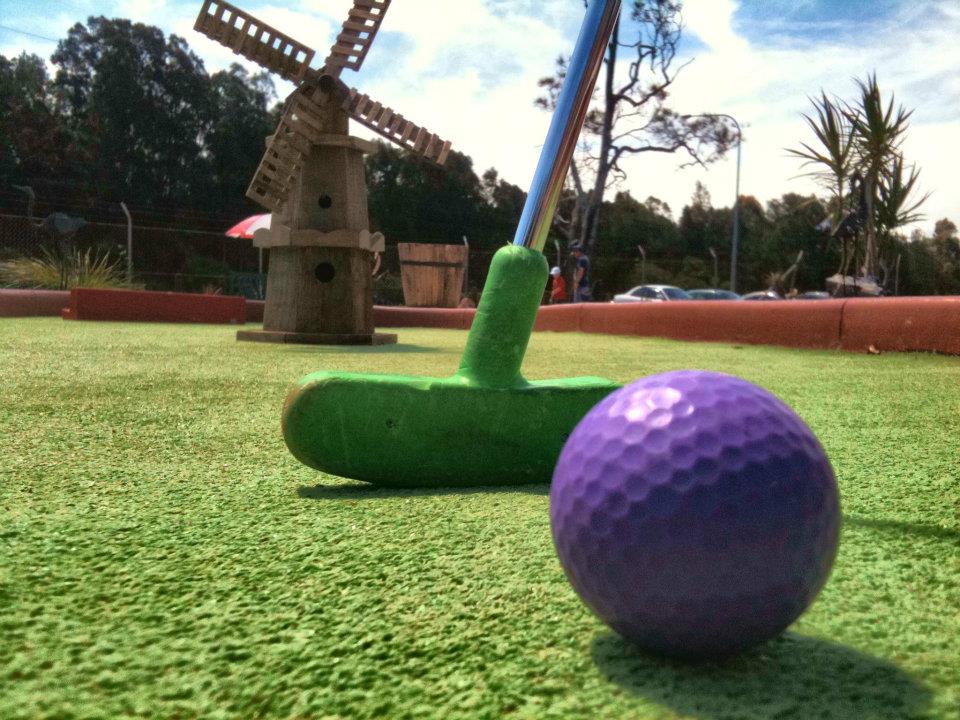 Crazy Putt mini golf hole